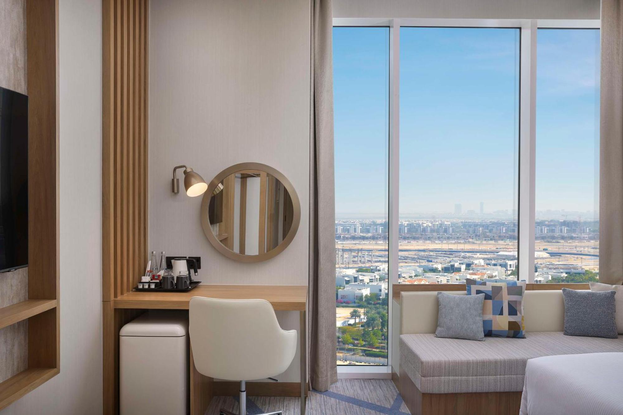 Hilton Garden Inn Dubai Business Bay Bagian luar foto