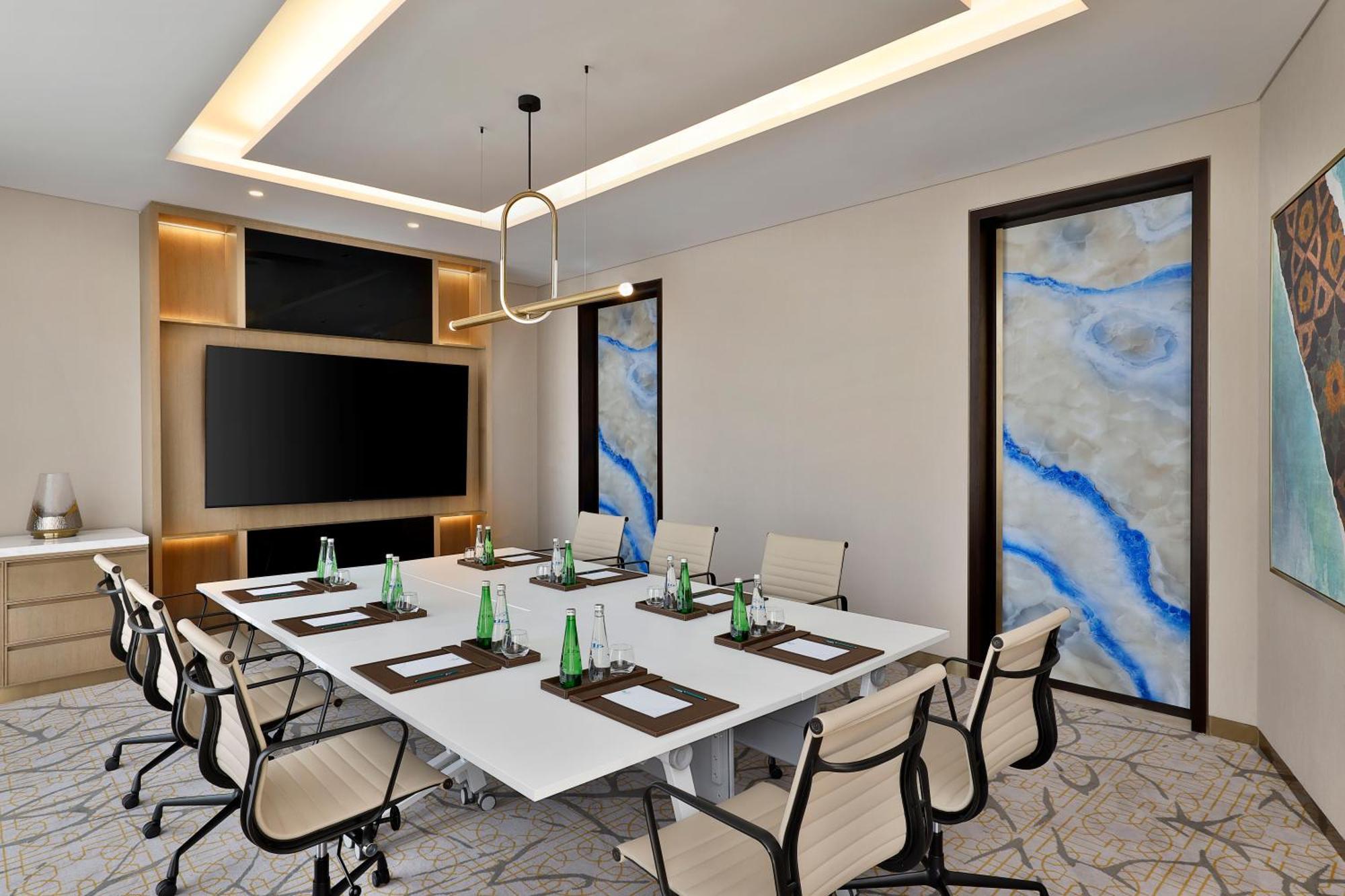 Hilton Garden Inn Dubai Business Bay Bagian luar foto